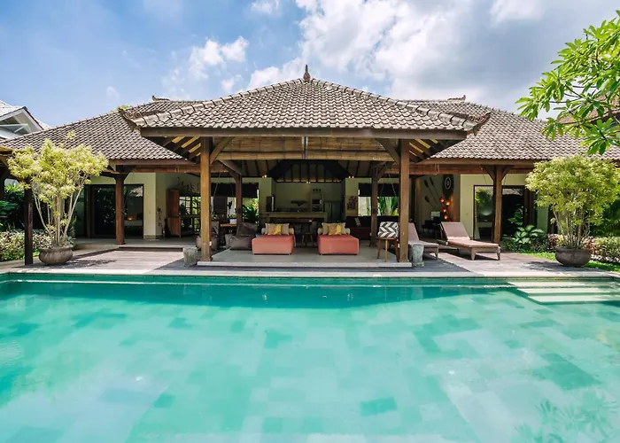 Cira - 5br Spacious Private With Pool In Вилла *