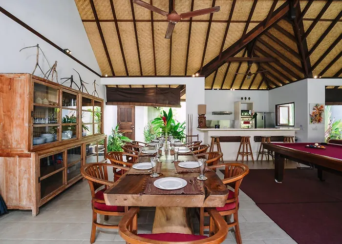 Cira - 5br Spacious Private With Pool In Вилла