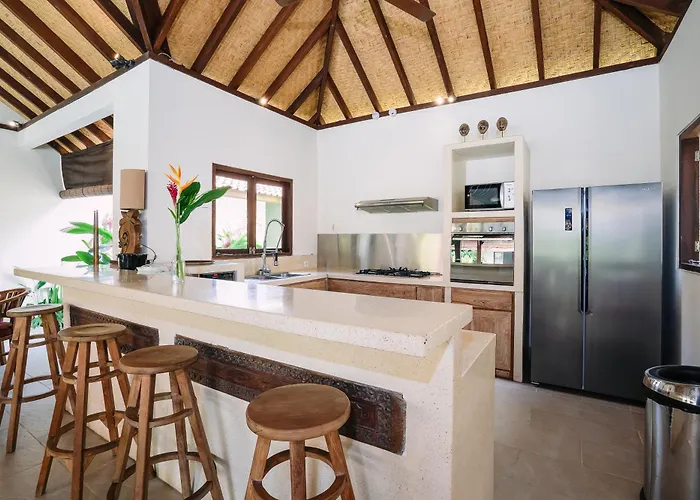 Cira - 5br Spacious Private With Pool In Вилла