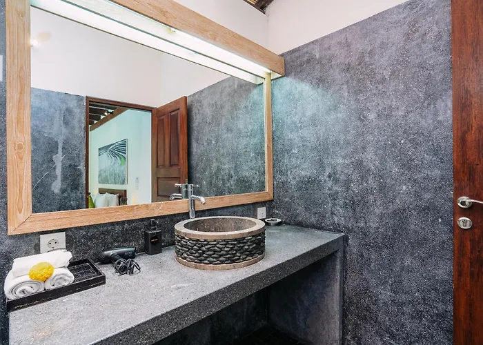 Cira - 5br Spacious Private With Pool In * Семиньяк