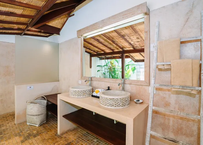 Cira - 5br Spacious Private With Pool In *