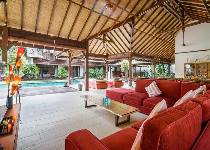 Cira - 5br Spacious Private With Pool In * Семиньяк