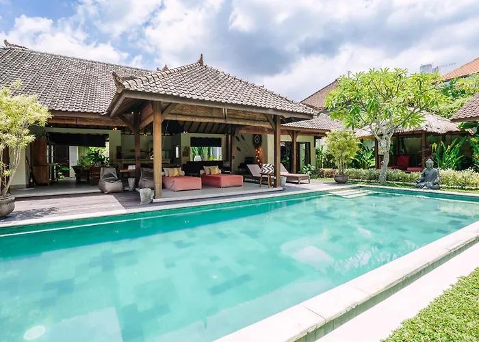 Cira - 5br Spacious Private With Pool In